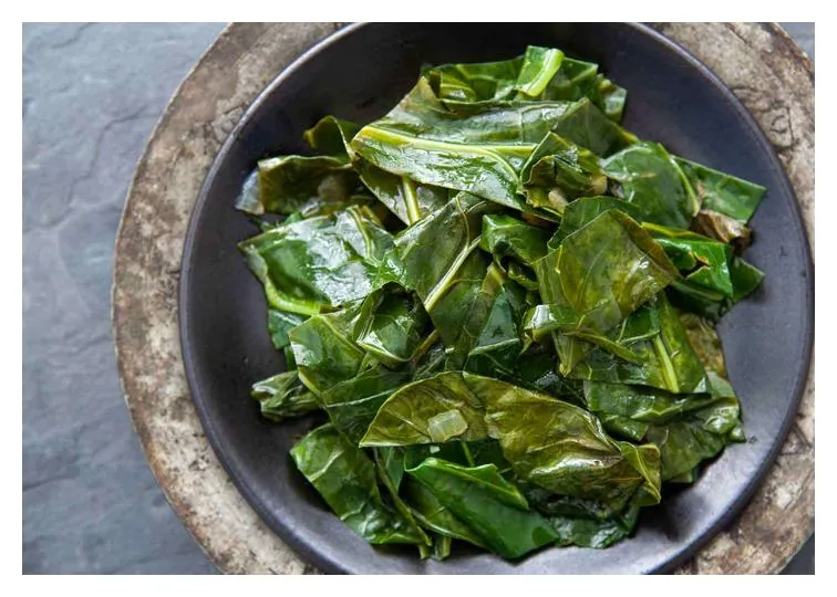 Cooked Collards (From Raw)