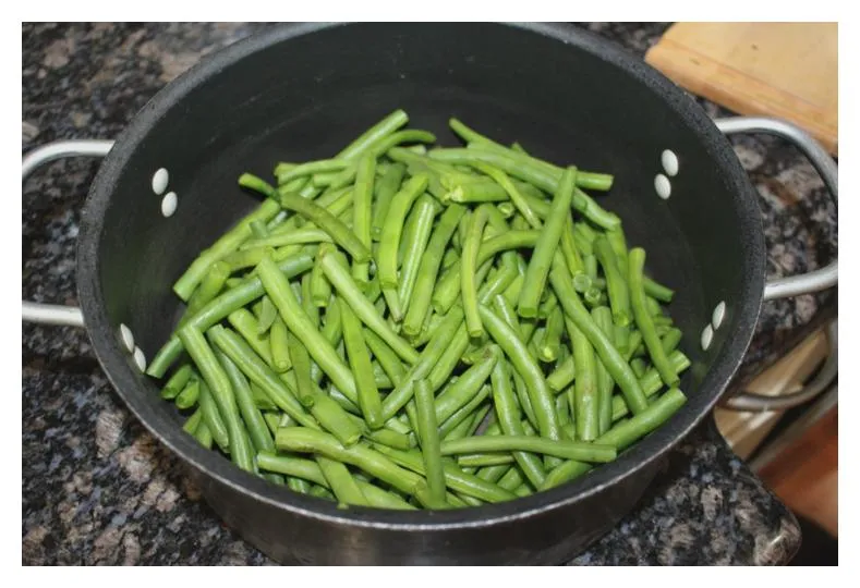 Cooked Drained Raw Green Snap Beans