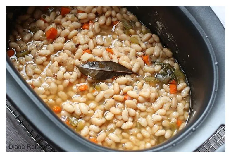 Cooked Dried Great Northern Beans (Drained)