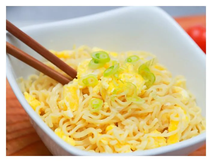 Cooked Egg Noodles