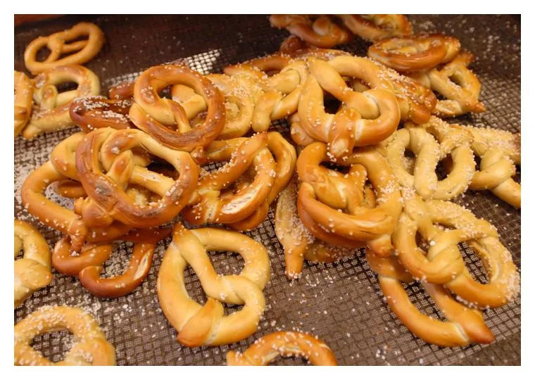 Dutch Twisted Pretzels