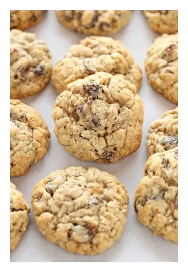 Oatmeal With Raisins Cookies