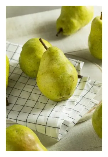 Raw Bartlett Pears