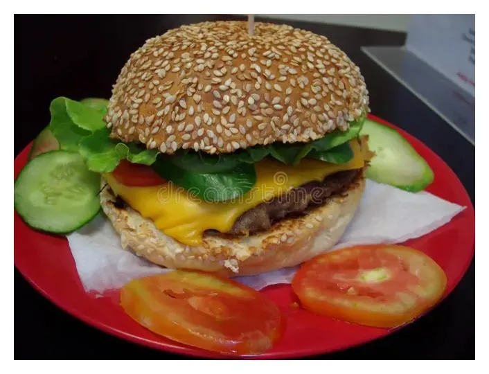 Regular Cheeseburger